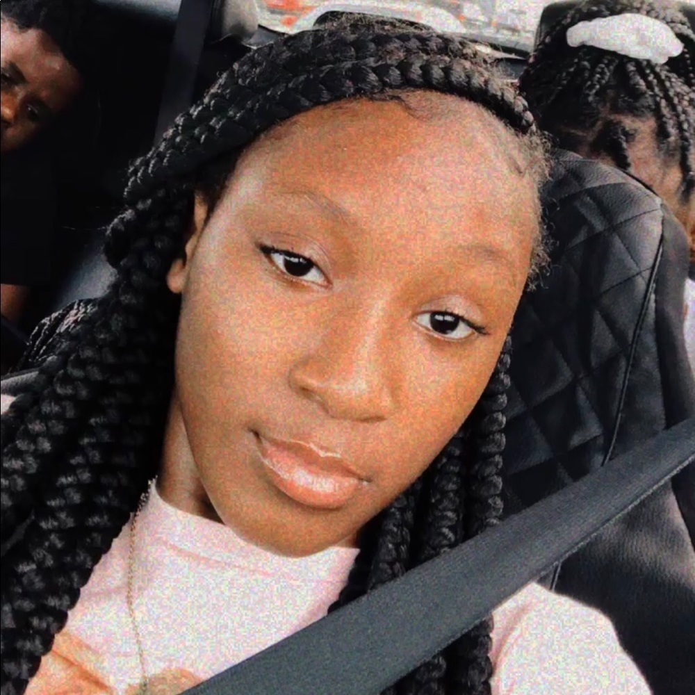 Meet your Posher, Suniyah